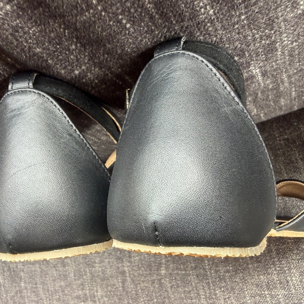 SHAPEN PETAL FLATS Sandals Barefoot Dress Shoes Size 36 Approximate Size 7 US - Picture 9 of 16